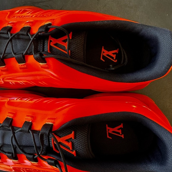 Louis Vuitton
Low trainers
Orange, Rubber - Picture 7 of 7